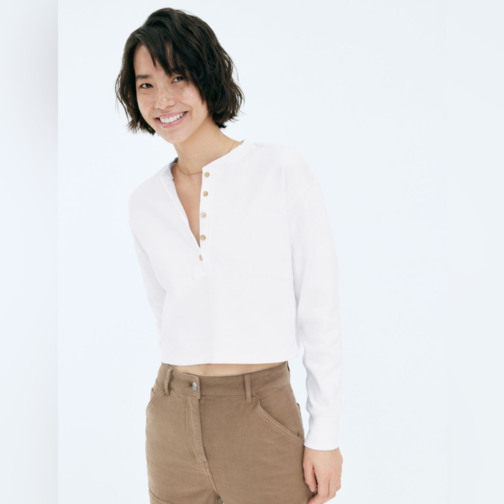 Aritzia Wilfred Free Mavis T-shirt in White. Size Medium